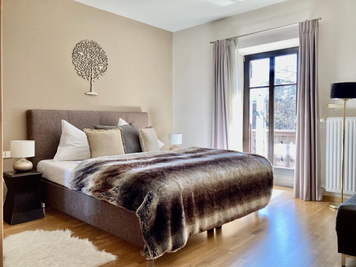 Stadtvilla Belle Kitz Im Zentrum Mit Sauna By Belle Stay Kitzbühel Extérieur photo